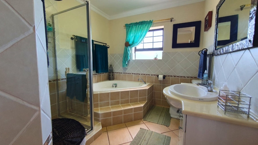 4 Bedroom Property for Sale in Dana Bay Western Cape